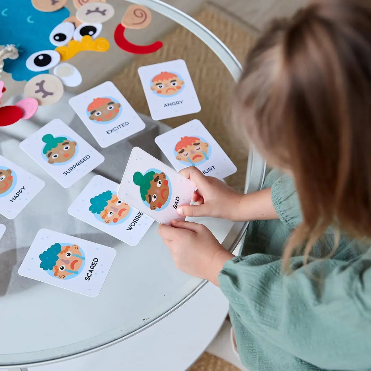 Montessori Emotions Toy – Create-a-Face Felt Game for Feelings & Expression - Jordilair